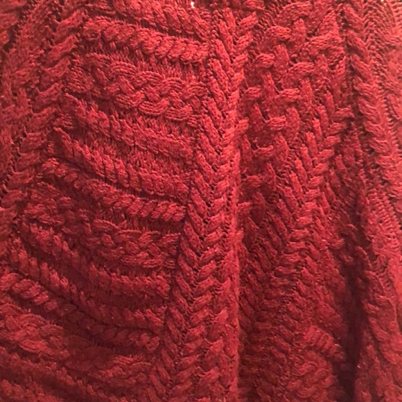 Angel of the North poncho sweater - Picture 6 of 6